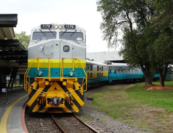 Trem de férias da Vale retoma viagens noturnas entre Minas Gerais e Espírito Santo em julho